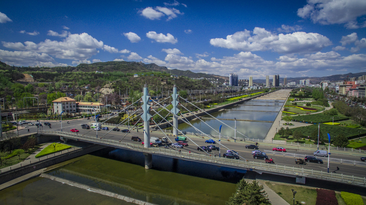 阳泉,致敬领导与同胞的盛会召开